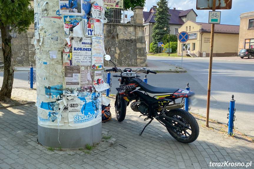 Wypadek motorowerzysty w Korczynie