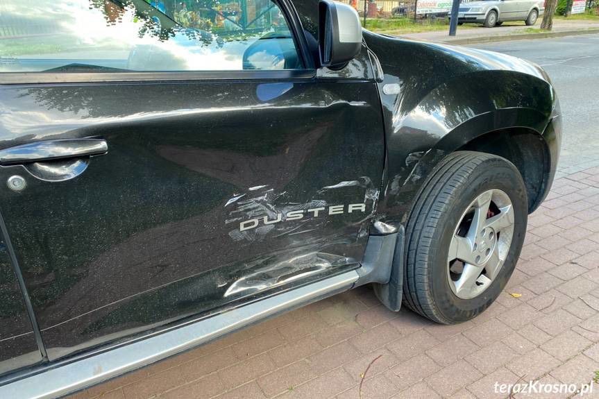 Kolizja na rondzie Zawodzie