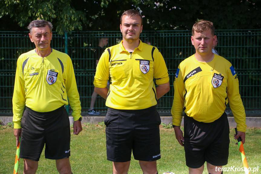 Guzikówka Krosno świętuje powrót do klasy A