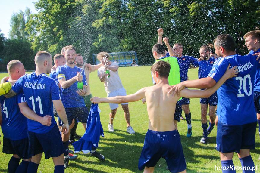 Guzikówka Krosno świętuje powrót do klasy A
