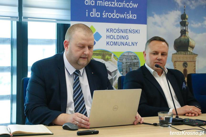 Krośnieński Holding Komunalny wdrożył system eBOK. Jakie są z niego korzyści?