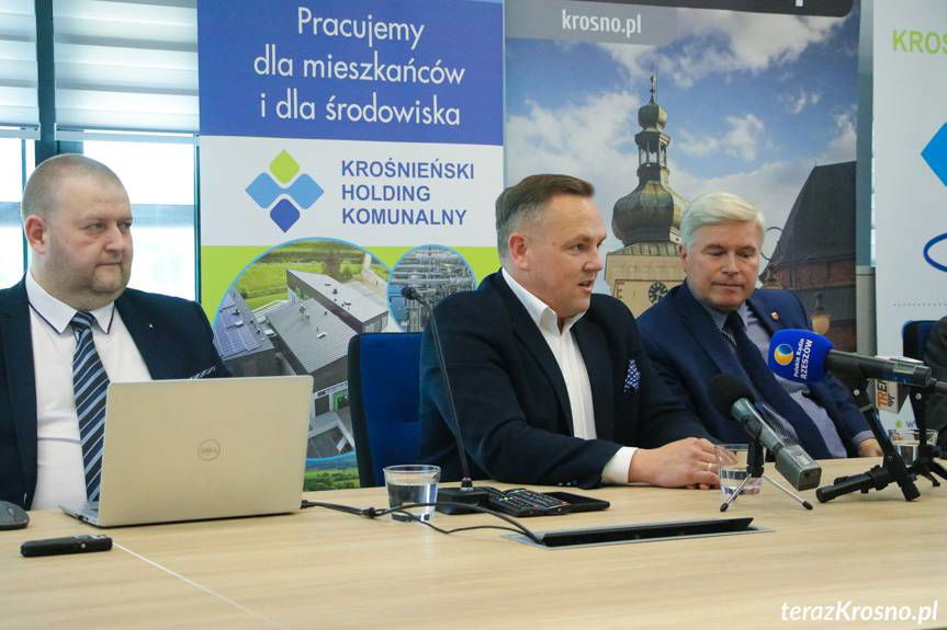 Krośnieński Holding Komunalny wdrożył system eBOK. Jakie są z niego korzyści?