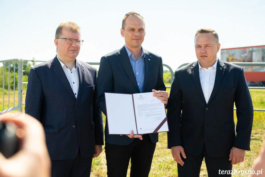 Wiceminister Rafał Weber o inwestycjach drogowych w Krośnie