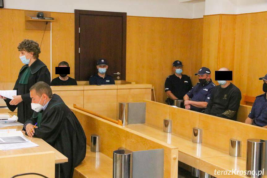 Proces w sprawie zabójstwa w Krośnie. Biegły: pacjent przeżył aż dwa tygodnie