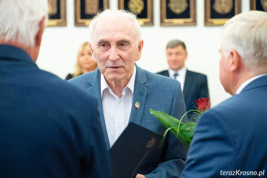 Prezydent Krosna uhonorował Czesława Nowaka. Wręczył też nagrody w dziedzinie sportu
