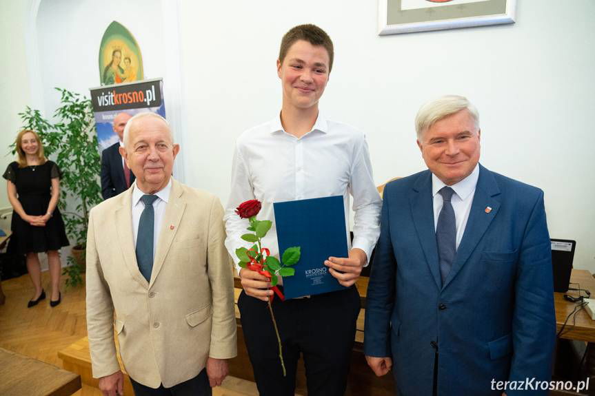 Prezydent Krosna uhonorował Czesława Nowaka. Wręczył też nagrody w dziedzinie sportu