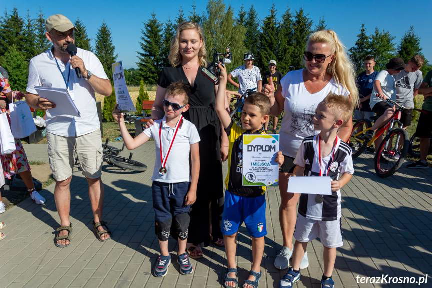 Zawody rowerowe na pumptracku w Miejscu Piastowym