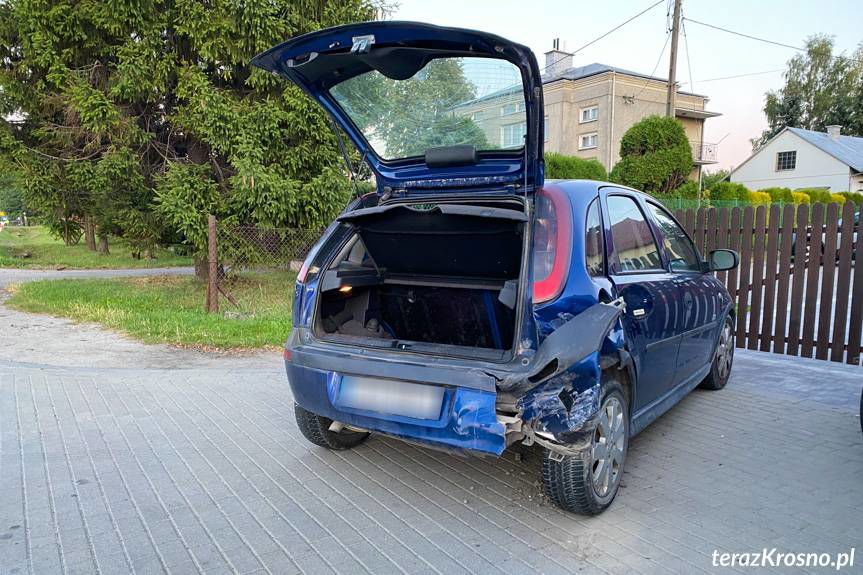 Zagapił się i wjechał w tył opla