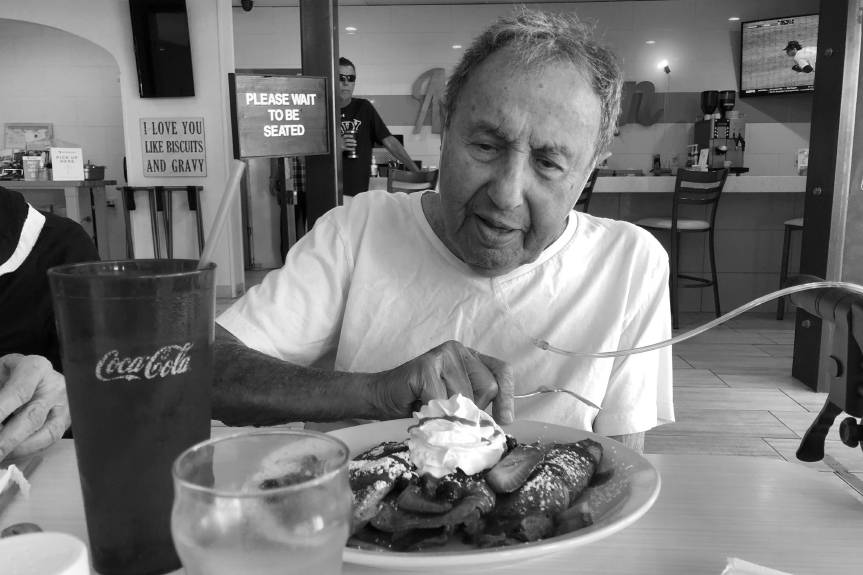 Zmarł Alexander Białywłos-White