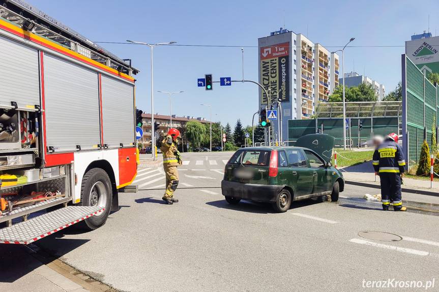 Pożar fiata na Wyszyńskiego