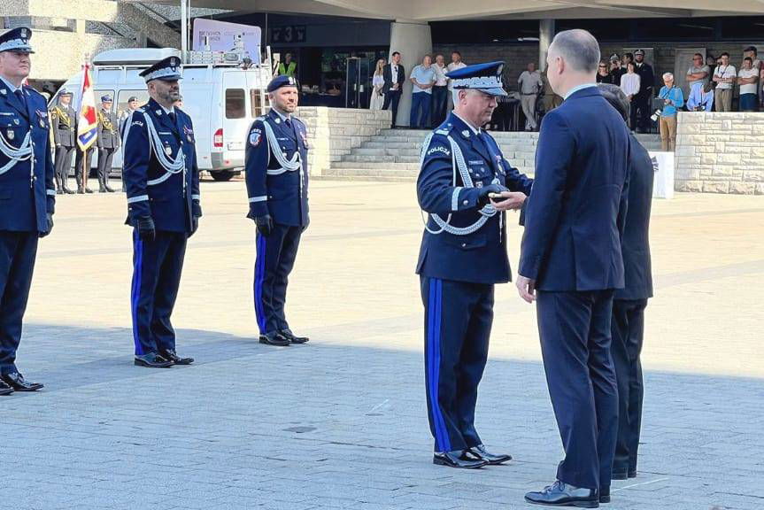 Komendant Dariusz Matusiak odebrał nominację generalską