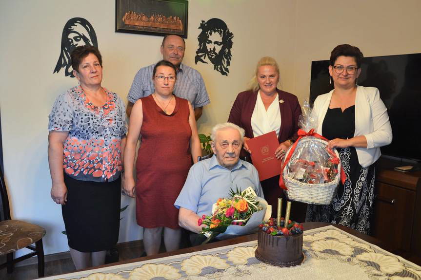 Sylwester Bełch świętował setne urodziny