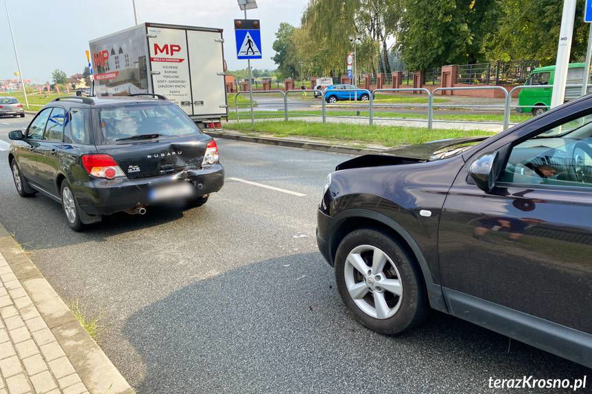 Kolizja trzech pojazdów na Bieszczadzkiej