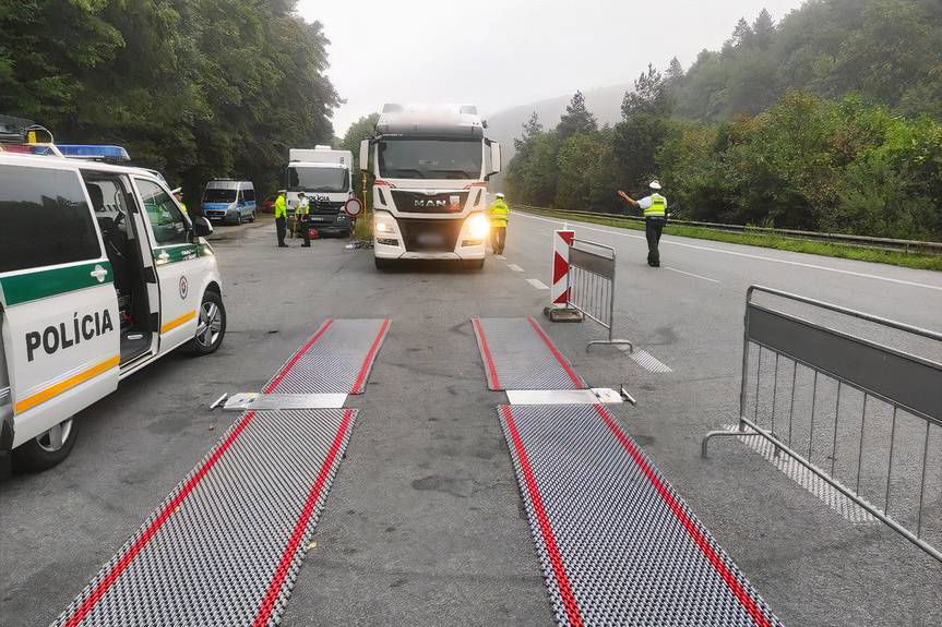 Krośnieńscy policjanci pracowali na Słowacji