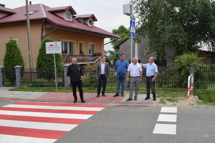 Bezpieczne przejścia w powiecie krośnieńskim