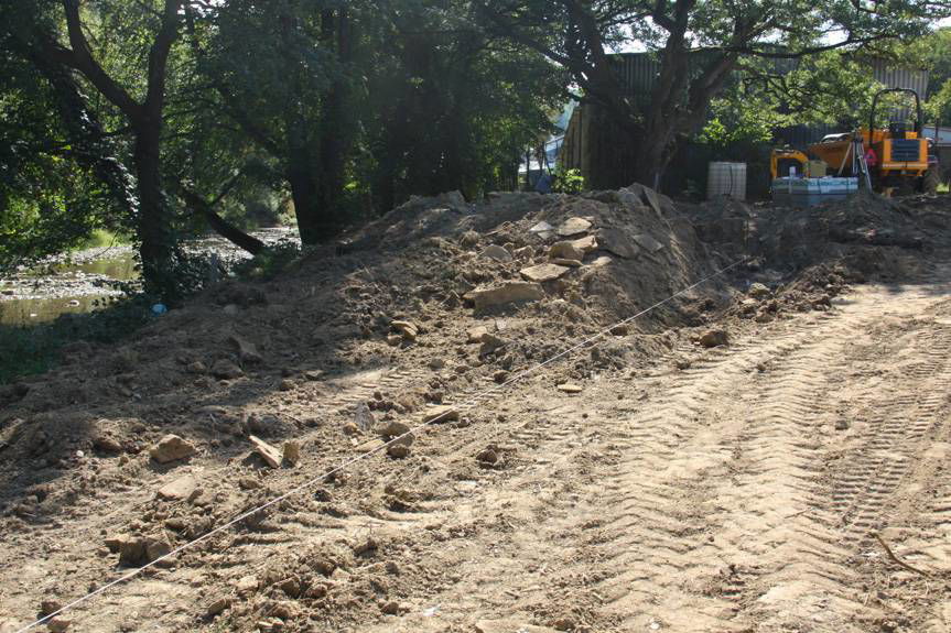 Można będzie wypocząć. Ruszyły prace przy bulwarze