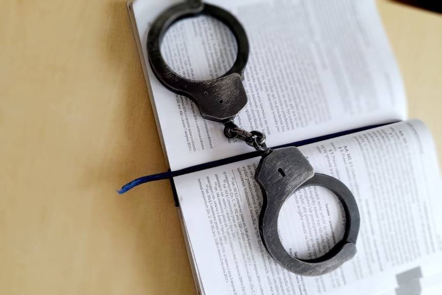 Pobił się z bratem. Wpadł bo był poszukiwany