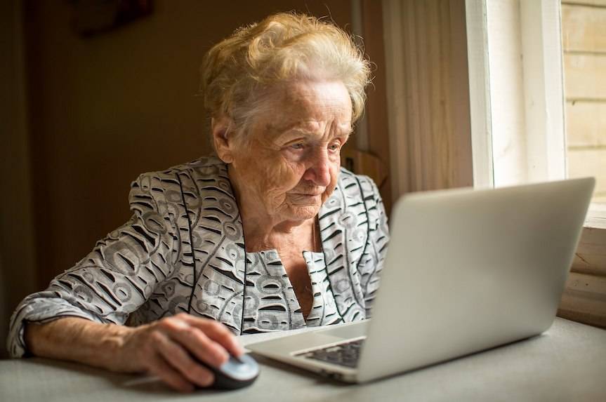 Głowienka. Bezpieczny senior w cyfrowym świecie