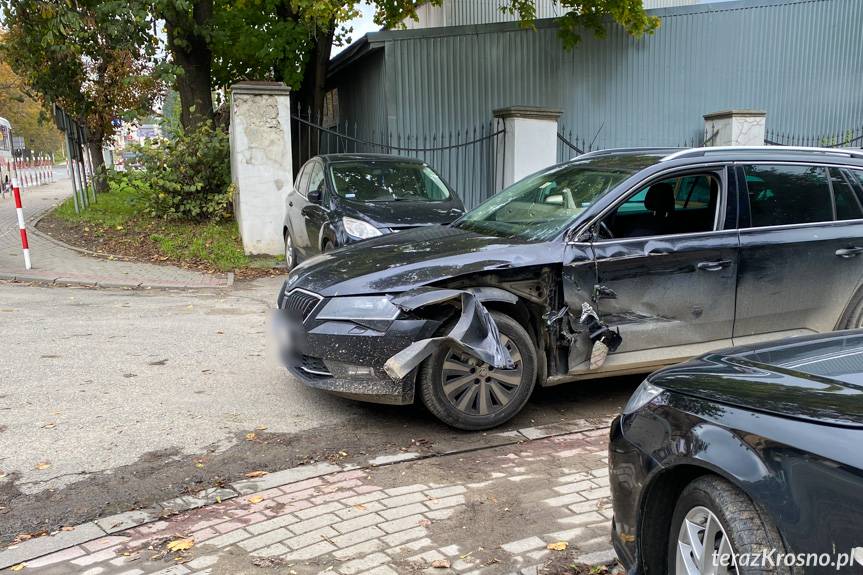 Kolizja w Dukli na skrzyżowaniu