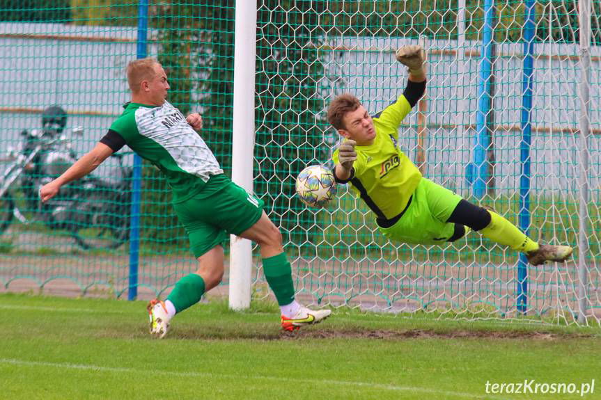Siedem bramek, dwie czerwone i dziewięć żółtych kartek w Jedliczu