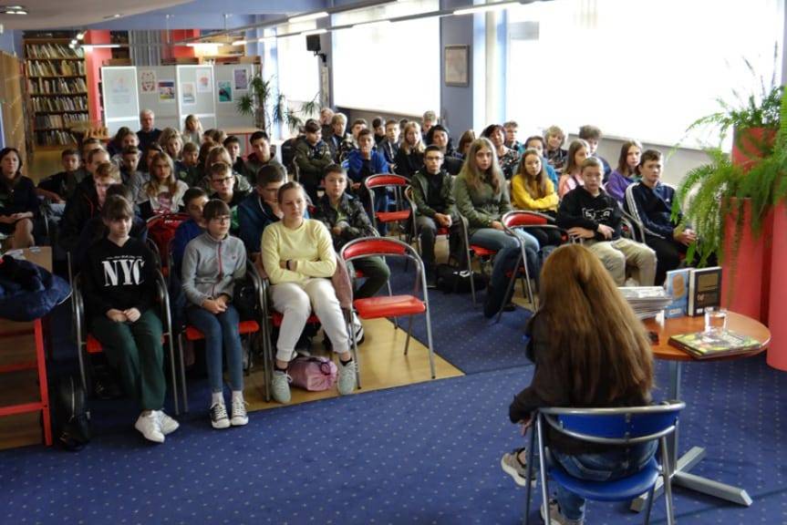 "Pisanie wymaga dokładnych obserwacji…" Katarzyna Ryrych o książkach dla młodzieży