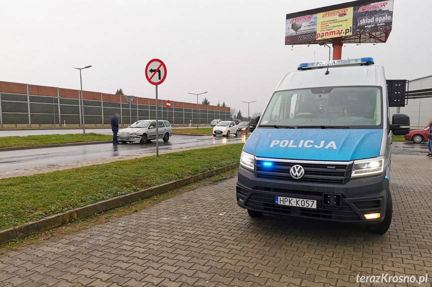 Zderzenie opla z renault na Podkarpackiej