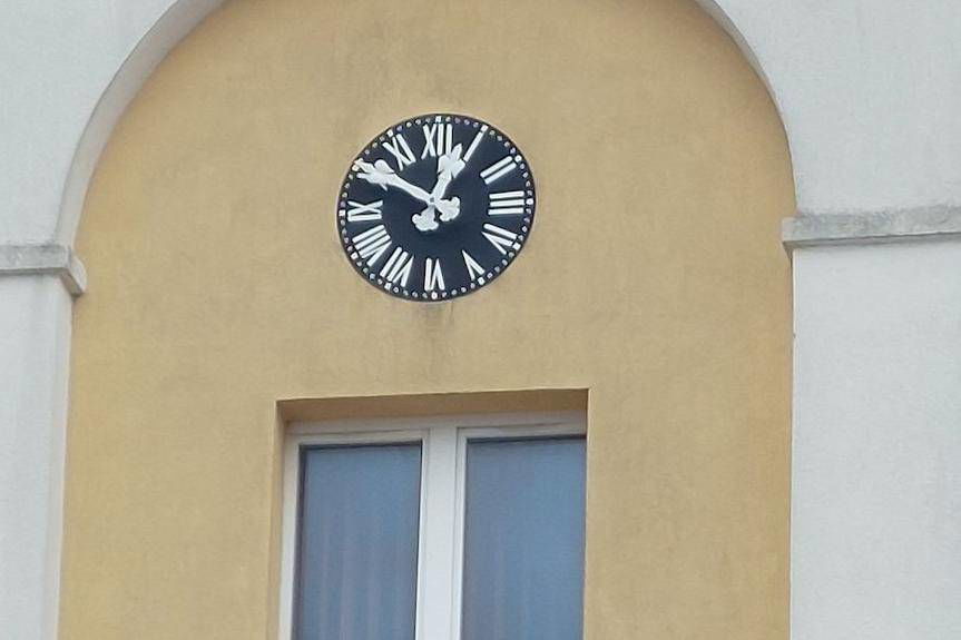 Zegar "kasa" z Krosna na komendzie w Kolbuszowej