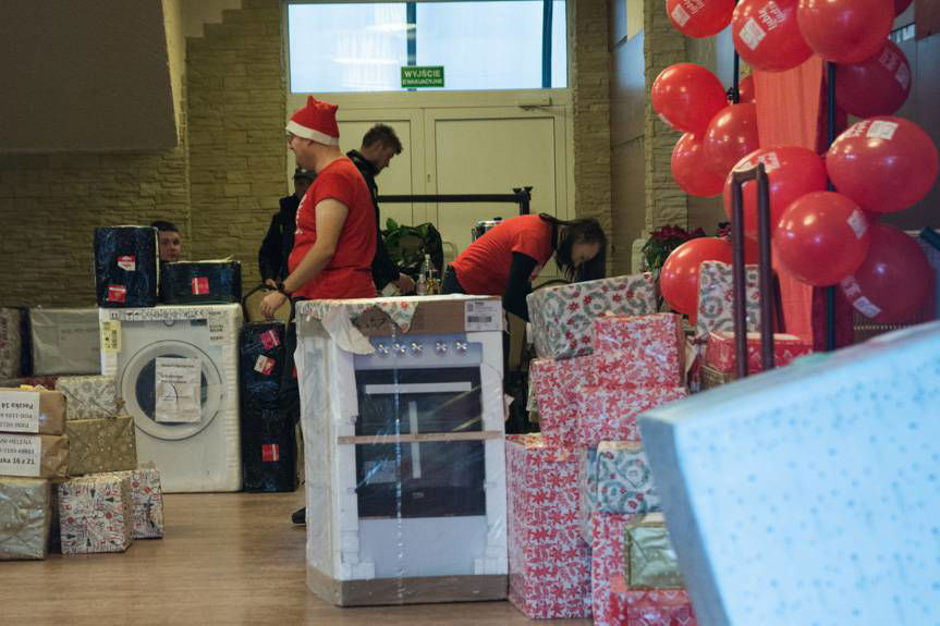 Szlachetna paczka poszukuje darczyńców