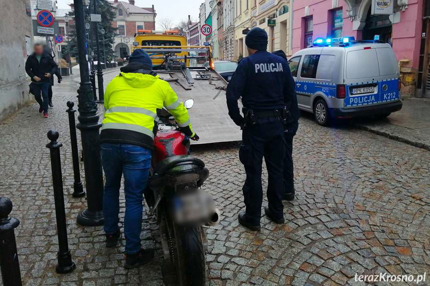 Pijany motocyklista uciekał przed policjantami