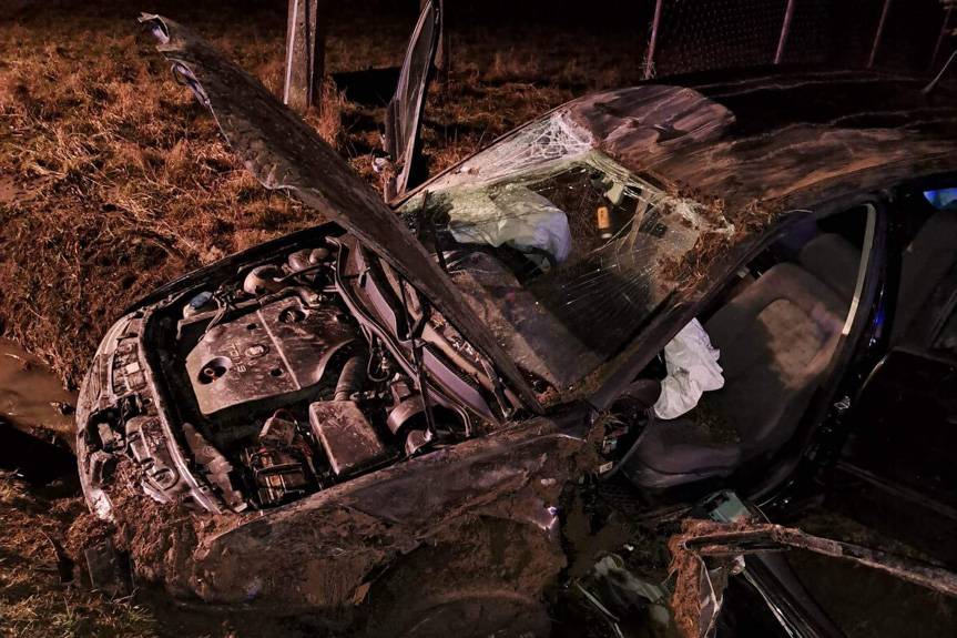 Pijany 19-latek dachował seatem w Jasionce