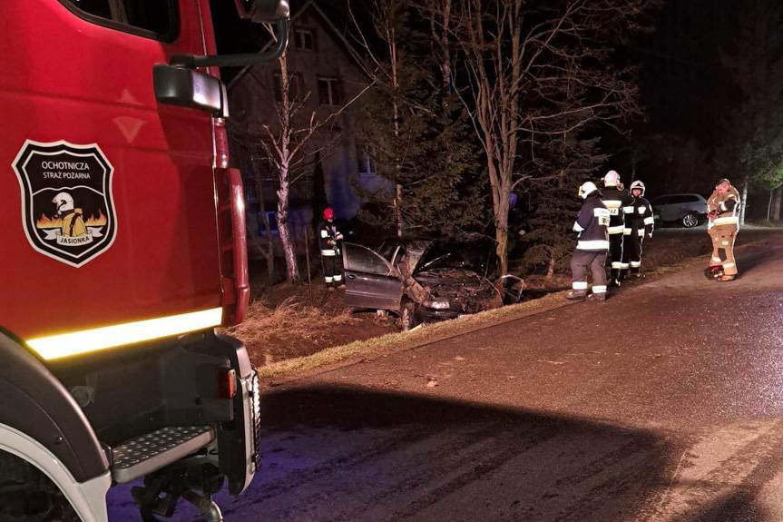 Pijany 19-latek dachował seatem w Jasionce