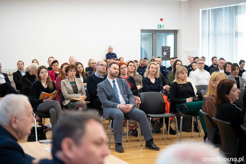 Przemoc wobec dziecka. Jaka jest rola szkoły?