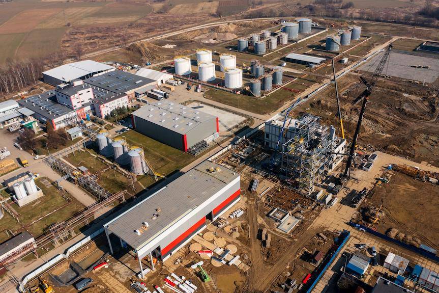Orlen kupi słomę od rolników. Wyprodukuje bioetanol w Jedliczu