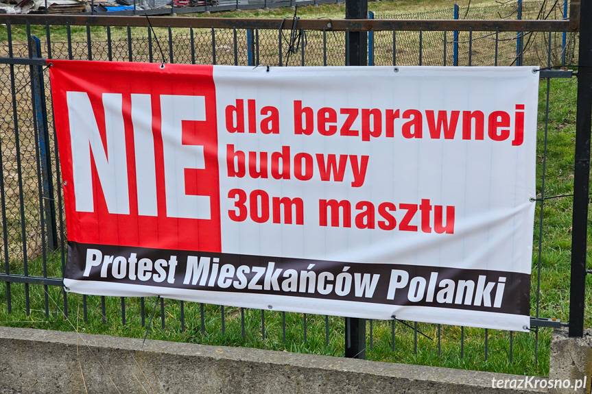 Ruch prokuratury w sprawie budowy masztu przy lotnisku