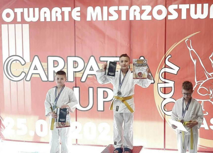 UKS 15 Krosno na podium Carpatia Cup 2023