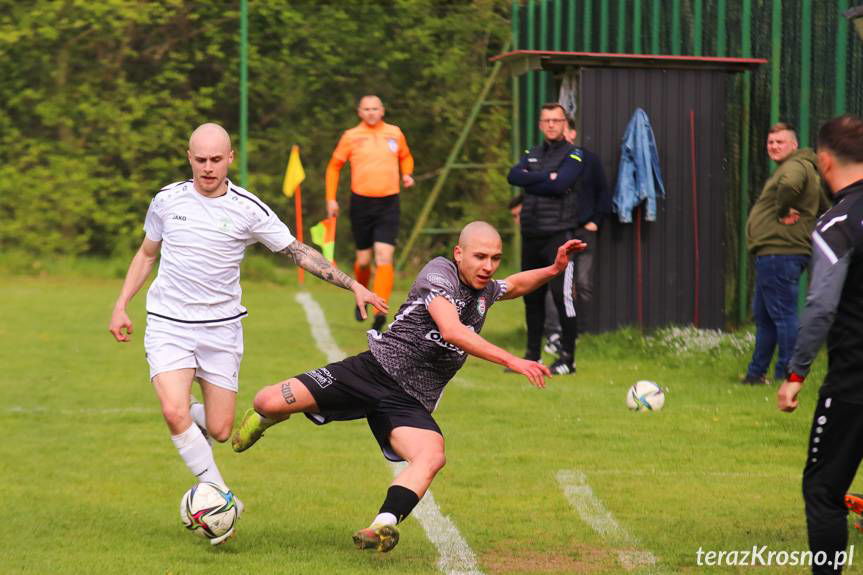 Niewykorzystany karny, czerwień i samobój w meczu Partyzanta MAL-BUD 1 Targowiska