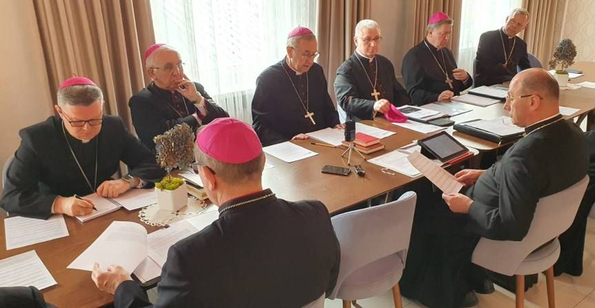 Biskupi apelują do polityków i partii politycznych przed wyborami