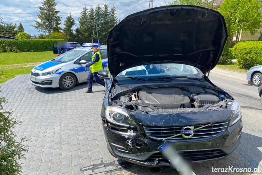 Czołowe zderzenie samochodów w Krościenku Wyżnym