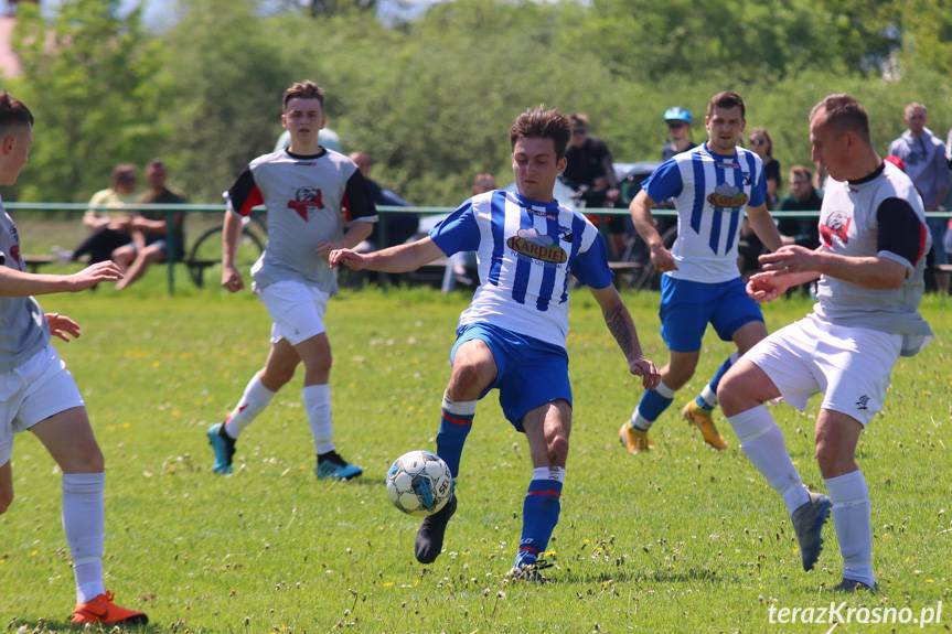 Zwycięstwo lidera z Głowienki w Pustynach