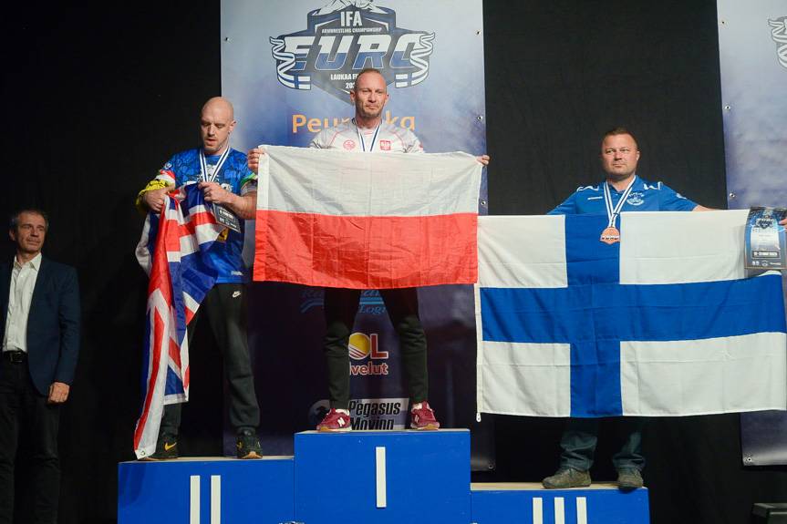 Grzegorz Nowotarski obronił tytuł Mistrza Europy w armwrestlingu