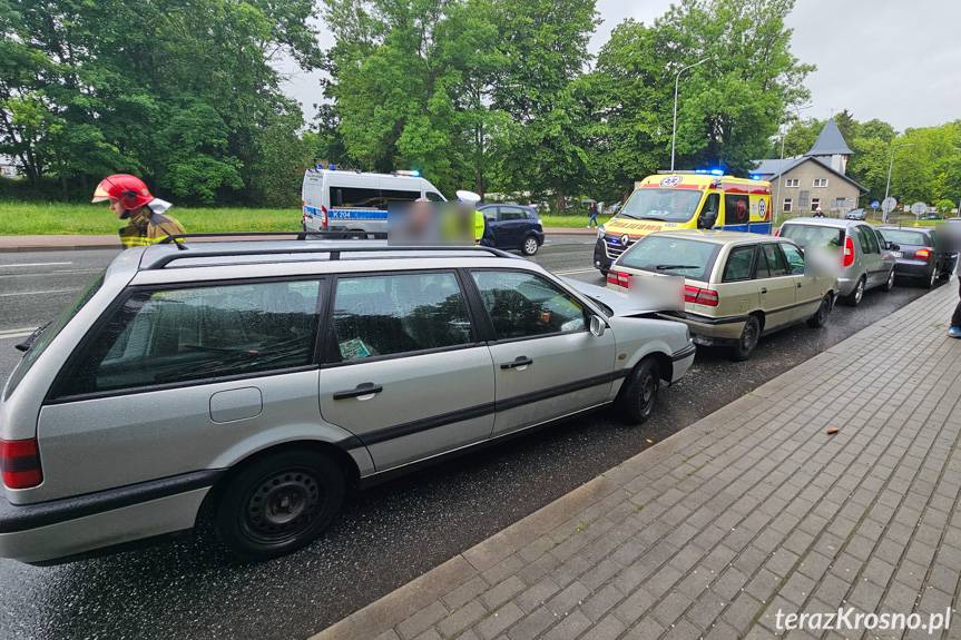 Zderzenie czterech samochodów na Niepodległości