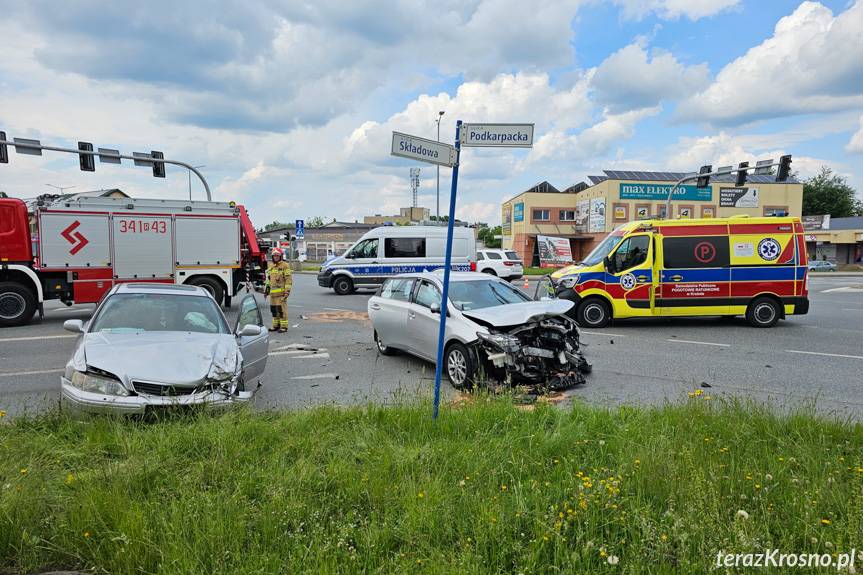 Zderzenie dwóch samochodów w Krośnie