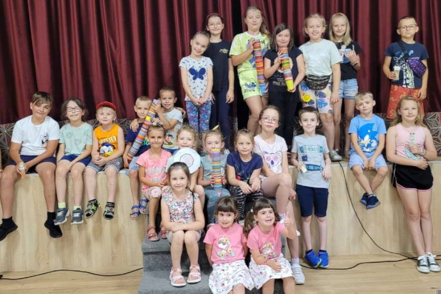 Wakacyjne spotkania dla dzieci w bibliotece