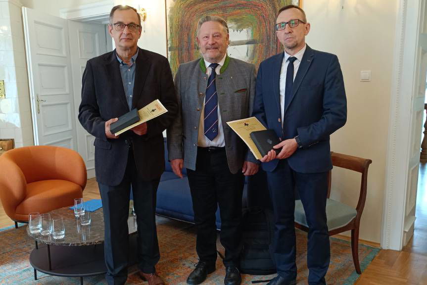 Bogdan Jezierski uhonorowany wysokim odznaczeniem austriackim