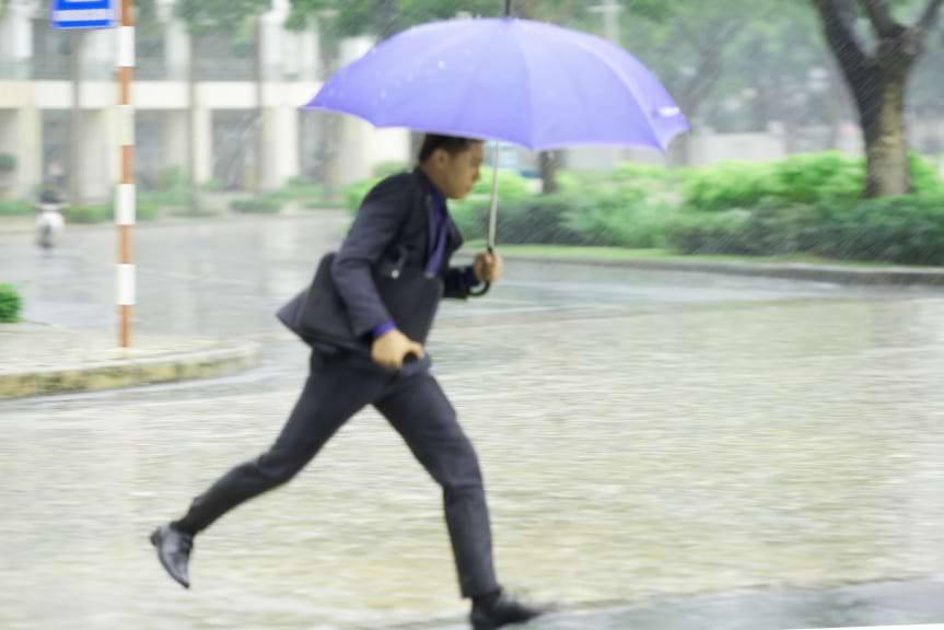 Uwaga! Burze, grad i obfite opady deszczu