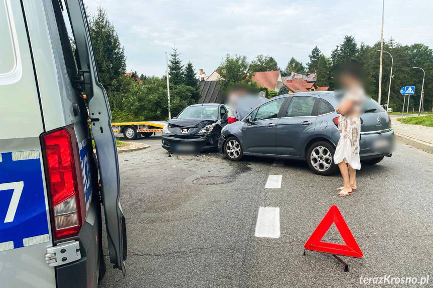 Czołowe zderzenie w Krośnie