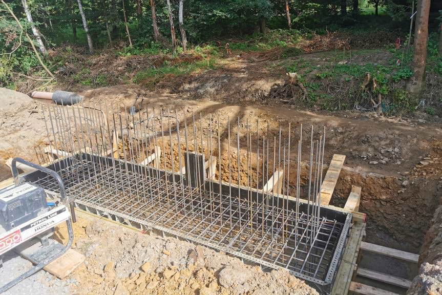 Budują nowy most na potoku Kopytko