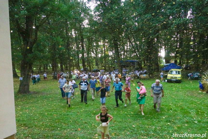 Dożynki w Bratkówce z wichurą, ulewą i piorunami