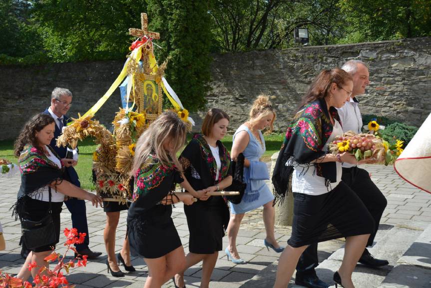 Dożynki parafialne w Dukli