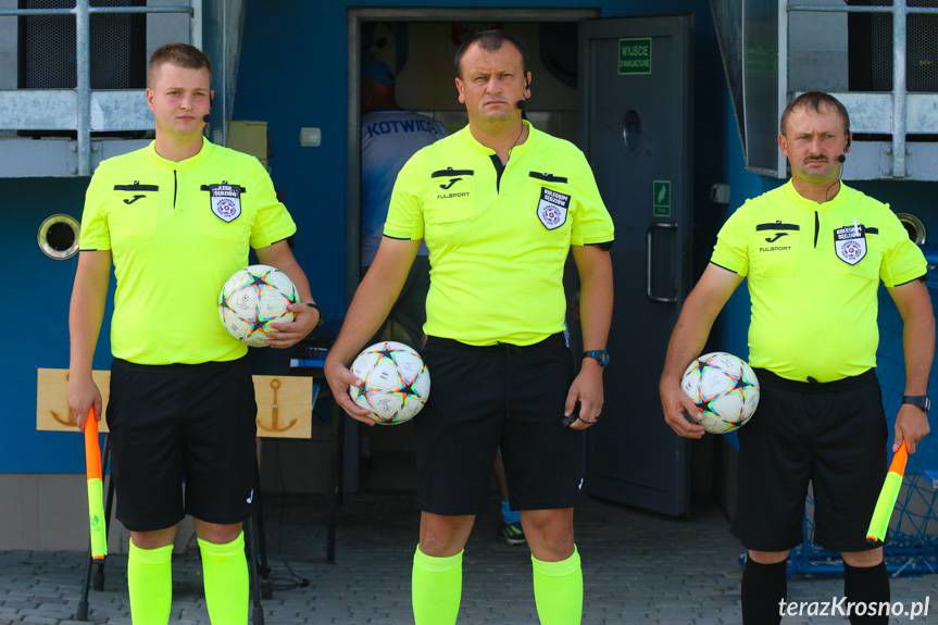 Efektowna wygrana Kotwicy Korczyna. Pogrom w drugiej połowie